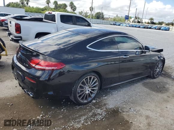 ✅ 2020 Mercedes-Benz C 43 AMG • VIN: WDDWJ6EB8LF963594 • Lot: 84280235. Wystawiony na Copart z przebiegiem 40 434 mil. Bezpłatny archiwum sprzedaży aukcyjnych z USA i szczegółowy raport historii pojazdu na DreamBid. Zdjęcie 3.