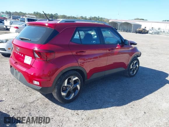 ✅ 2023 Hyundai Venue SEL • VIN: KMHRC8A35PU242819 • Lot: 41741731. Listed on IAAI with 9,081 mi. Free auction sales archive from the USA and detailed vehicle history report at DreamBid. Image 4.