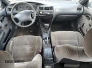 ✅ 1993 Toyota Corolla DLX • VIN: 1NXAE09E7PZ032169 • Lot: 71847104. Wystawiony na Copart z przebiegiem 234 337 mil. Bezpłatny archiwum sprzedaży aukcyjnych z USA i szczegółowy raport historii pojazdu na DreamBid. Zdjęcie 8.