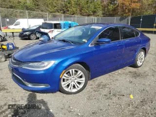 ✅ 2015 Chrysler 200 Limited • VIN: 1C3CCCAB0FN564866 • Лот: 89551555. Опубликован ранее на Copart с пробегом 152 611 миль. Бесплатный доступ к архиву аукционных продаж из США и подробный отчёт об истории автомобиля на DreamBid. Изображение 1.