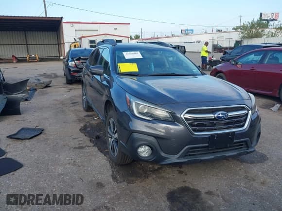 ✅ 2019 Subaru Outback Limited • VIN: 4S4BSANCXK3332679 • Lot: 43550867. Wystawiony na IAAI z przebiegiem 50 797 mil. Bezpłatny archiwum sprzedaży aukcyjnych z USA i szczegółowy raport historii pojazdu na DreamBid. Zdjęcie 1.