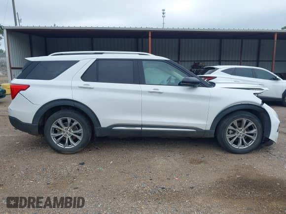 2022 Ford Explorer Limited z VIN 1FMSK7FH6NGA63218, wystawiony jako IAAI lot #42487972 z przebiegiem 69 889 mil mil oraz . Historia ofert i sprzedaży dostępna na DreamBid. Obrazek 13.