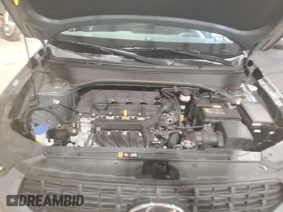 ✅ 2022 Hyundai Venue SE • VIN: KMHRB8A36NU141921 • Lot: 55641025. Listed on Copart with 12,611 mi. Free auction sales archive from the USA and detailed vehicle history report at DreamBid. Image 11.