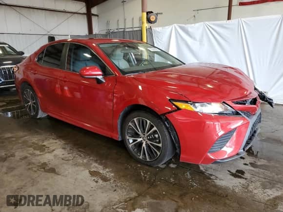 2020 Toyota Camry SE with VIN 4T1G11BK7LU002627, listed as a Copart auction lot 70642995 with 95,783 mi miles and Salvage title. Bid and sale history available at DreamBid. Image 4.