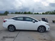 ✅ 2023 Nissan Versa SV • VIN: 3N1CN8EV6PL825459 • Лот: 43515983. Опубликован ранее на IAAI с пробегом 26 433 миль. Бесплатный доступ к архиву аукционных продаж из США и подробный отчёт об истории автомобиля на DreamBid. Изображение 13.