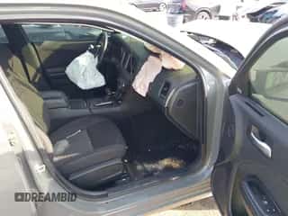 2023 Dodge Charger SXT z VIN 2C3CDXJG7PH704485, wystawiony jako IAAI lot #43229216 z przebiegiem 18 544 mil mil oraz . Historia ofert i sprzedaży dostępna na DreamBid. Obrazek 5.