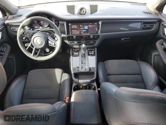 ✅ 2023 Porsche Macan GTS • VIN: WP1AF2A50PLB56880 • Лот: 51125795. Опубликован ранее на Copart с пробегом 17 637 миль. Бесплатный доступ к архиву аукционных продаж из США и подробный отчёт об истории автомобиля на DreamBid. Изображение 8.