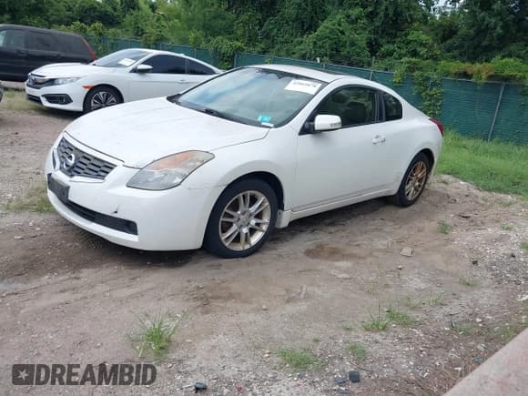 ✅ 2008 Nissan Altima SE • VIN: 1N4BL24E08C187807 • Lot: 42865878. Wystawiony na IAAI z przebiegiem 192 269 mil. Bezpłatny archiwum sprzedaży aukcyjnych z USA i szczegółowy raport historii pojazdu na DreamBid. Zdjęcie 2.