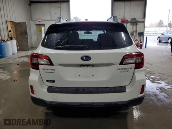 ✅ 2015 Subaru Outback Premium • VIN: 4S4BSACC8F3358335 • Lot: 82517965. Wystawiony na Copart z przebiegiem 71 561 mil. Bezpłatny archiwum sprzedaży aukcyjnych z USA i szczegółowy raport historii pojazdu na DreamBid. Zdjęcie 6.