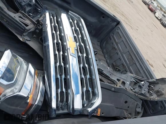 ✅ 2018 Chevrolet Silverado 1500 LT • VIN: 3GCPCREC5JG119981 • Лот: 43471536. Опубликован ранее на IAAI с пробегом 125 782 миль. Бесплатный доступ к архиву аукционных продаж из США и подробный отчёт об истории автомобиля на DreamBid. Изображение 12.