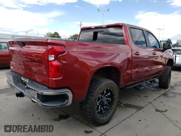 ✅ 2019 Chevrolet Silverado 1500 LT • VIN: 3GCUYDED8KG200717 • Lot: 68122554. Wystawiony na Copart z przebiegiem 54 799 mil. Bezpłatny archiwum sprzedaży aukcyjnych z USA i szczegółowy raport historii pojazdu na DreamBid. Zdjęcie 3.