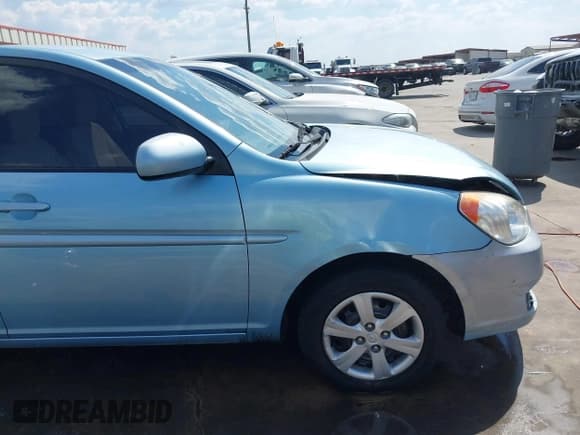 ✅ 2011 Hyundai Accent GLS • VIN: KMHCN4AC8BU600500 • Лот: 43353213. Опубликован ранее на IAAI с пробегом 209 802 миль. Бесплатный доступ к архиву аукционных продаж из США и подробный отчёт об истории автомобиля на DreamBid. Изображение 17.