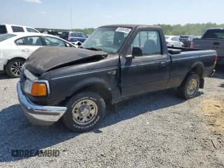 ✅ 1997 Ford Ranger XLT • VIN: 1FTCR10U2VUA82888 • Lot: 53454185. Wystawiony na Copart z przebiegiem 238 100 mil. Bezpłatny archiwum sprzedaży aukcyjnych z USA i szczegółowy raport historii pojazdu na DreamBid. Zdjęcie 1.