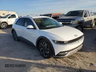 2022 Hyundai Ioniq 5 SE z VIN KM8KMDAF8NU052883, wystawiony jako Copart lot #40468904 z przebiegiem 35 567 mil mil oraz . Historia ofert i sprzedaży dostępna na DreamBid. Obrazek 4.