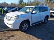 ✅ 2013 Lexus GX 460 • VIN: JTJBM7FX8D5055814 • Lot: 43748743. Wystawiony na IAAI z przebiegiem 110 259 mil. Bezpłatny archiwum sprzedaży aukcyjnych z USA i szczegółowy raport historii pojazdu na DreamBid. Zdjęcie 2.
