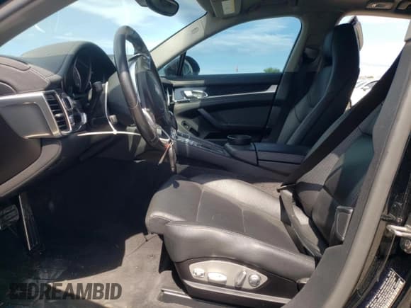 ✅ 2016 Porsche Panamera 4S • VIN: WP0AB2A7XGL050872 • Lot: 62006405. Wystawiony na Copart z przebiegiem 85 437 mil. Bezpłatny archiwum sprzedaży aukcyjnych z USA i szczegółowy raport historii pojazdu na DreamBid. Zdjęcie 7.