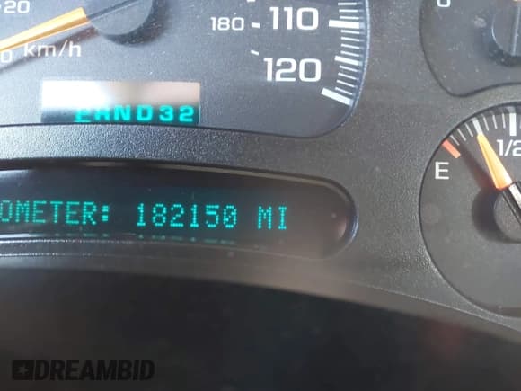 ✅ 2005 Chevrolet Suburban LT • VIN: 1GNFK16Z15J105364 • Лот: 42266288. Опубликован ранее на IAAI с пробегом 182 150 миль. Бесплатный доступ к архиву аукционных продаж из США и подробный отчёт об истории автомобиля на DreamBid. Изображение 15.