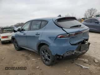 2024 Dodge Hornet GT Plus z VIN ZACNDFAN3R3A38294, wystawiony jako Copart lot #45159895 z przebiegiem Nie podano mil oraz Szkoda całkowita • Salvage title. Historia ofert i sprzedaży dostępna na DreamBid. Obrazek 2.