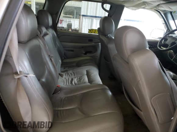 ✅ 2004 Chevrolet Tahoe LT • VIN: 1GNEC13Z54R264420 • Lot: 70382425. Listed on Copart with 201,894 mi. Free auction sales archive from the USA and detailed vehicle history report at DreamBid. Image 11.