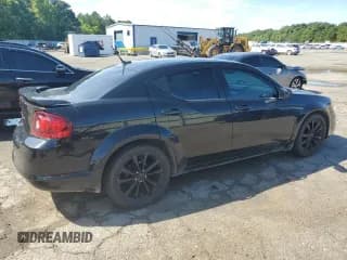 ✅ 2014 Dodge Avenger SE • VIN: 1C3CDZAGXEN104527 • Лот: 60264744. Опубликован ранее на Copart с пробегом 118 538 миль. Бесплатный доступ к архиву аукционных продаж из США и подробный отчёт об истории автомобиля на DreamBid. Изображение 3.