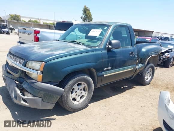 2004 Chevrolet Silverado 1500 z VIN 1GCEC14T34Z152427, wystawiony jako IAAI lot #42623777 z przebiegiem 109 982 mil mil oraz . Historia ofert i sprzedaży dostępna na DreamBid. Obrazek 2.