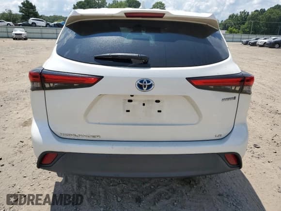 ✅ 2021 Toyota Highlander Hybrid LE • VIN: 5TDZARAH0MS008616 • Lot: 65846965. Listed on Copart with 52,153 mi. Free auction sales archive from the USA and detailed vehicle history report at DreamBid. Image 6.