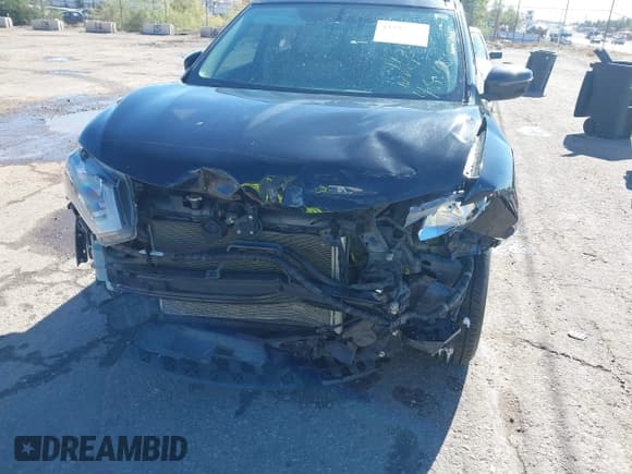 ✅ 2017 Nissan Rogue SV • VIN: JN8AT2MT3HW380895 • Lot: 43572438. Wystawiony na IAAI z przebiegiem 128 683 mil. Bezpłatny archiwum sprzedaży aukcyjnych z USA i szczegółowy raport historii pojazdu na DreamBid. Zdjęcie 6.