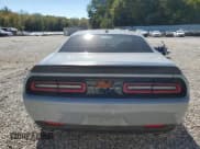 ✅ 2022 Dodge Challenger R/T Scat Pack Widebody • VIN: 2C3CDZFJ0NH151627 • Lot: 86541945. Wystawiony na Copart z przebiegiem 41 511 mil. Bezpłatny archiwum sprzedaży aukcyjnych z USA i szczegółowy raport historii pojazdu na DreamBid. Zdjęcie 6.