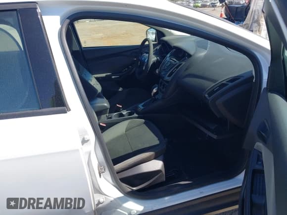 ✅ 2012 Ford Focus SE • VIN: 1FAHP3F26CL115087 • Лот: 42375156. Опубликован ранее на IAAI с пробегом Не указан. Бесплатный доступ к архиву аукционных продаж из США и подробный отчёт об истории автомобиля на DreamBid. Изображение 5.