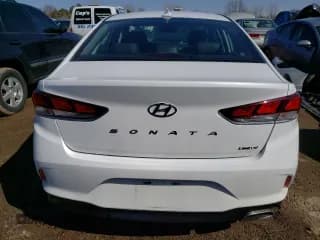 ✅ 2018 Hyundai Sonata Limited • VIN: 5NPE34AF5JH601738 • Lot: 46524783. Listed on Copart with 42,608 mi. Free auction sales archive from the USA and detailed vehicle history report at DreamBid. Image 6.