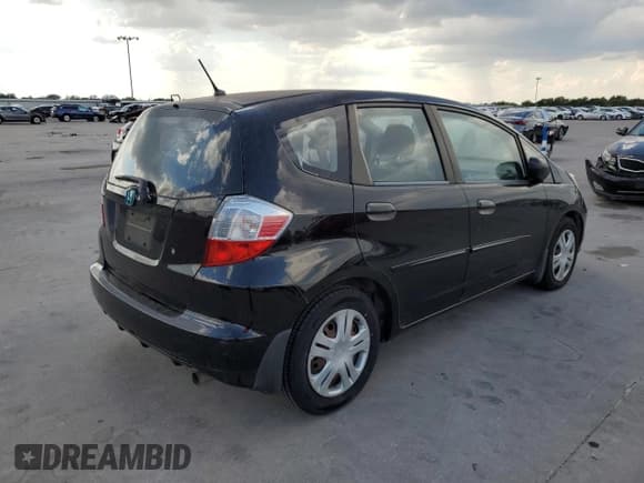 ✅ 2010 Honda Fit • VIN: JHMGE8H20AS022041 • Lot: 69157904. Listed on Copart with 203,058 mi. Free auction sales archive from the USA and detailed vehicle history report at DreamBid. Image 3.
