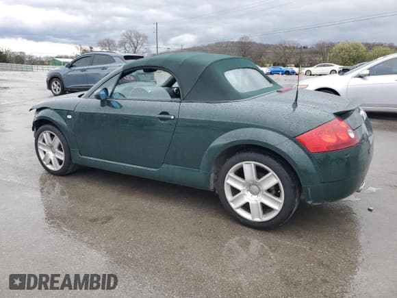 ✅ 2003 Audi TT • VIN: TRUTC28N131009858 • Lot: 49041755. Wystawiony na Copart z przebiegiem 50 148 mil. Bezpłatny archiwum sprzedaży aukcyjnych z USA i szczegółowy raport historii pojazdu na DreamBid. Zdjęcie 2.