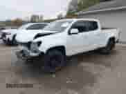 2019 Chevrolet Colorado 4WD LT с VIN 1GCGTCEN9K1308812, выставлен на аукционе IAAI как лот 43489243 с пробегом 84 446 миль миль и . История ставок и продаж доступна на DreamBid. Изображение 20.