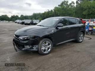 2024 Dodge Hornet R/T z VIN ZACPDFCW8R3A35230, wystawiony jako Copart lot #67230405 z przebiegiem 24 120 mil mil oraz Nie do naprawy • Non repairable. Historia ofert i sprzedaży dostępna na DreamBid. Obrazek 1.