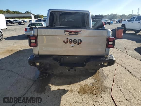 ✅ 2021 Jeep Gladiator High Altitude • VIN: 1C6HJTFG1ML544539 • Lot: 82064825. Listed on Copart with 27,995 mi. Free auction sales archive from the USA and detailed vehicle history report at DreamBid. Image 6.