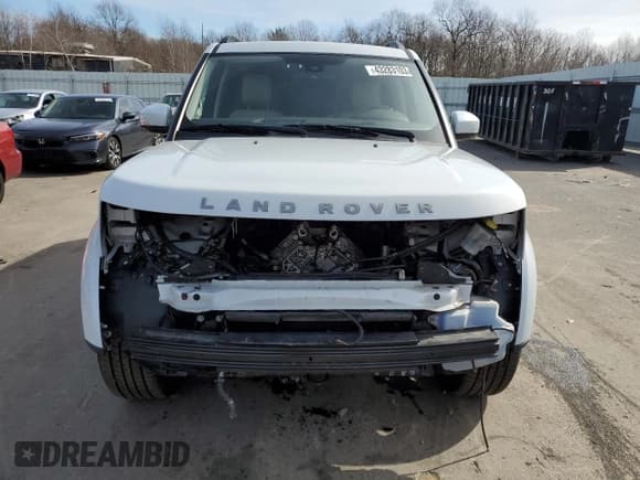 ✅ 2016 Land Rover LR4 HSE Lux • VIN: SALAK2V69GA810523 • Лот: 43283103. Опубликован ранее на Copart с пробегом 72 547 миль. Бесплатный доступ к архиву аукционных продаж из США и подробный отчёт об истории автомобиля на DreamBid. Изображение 5.