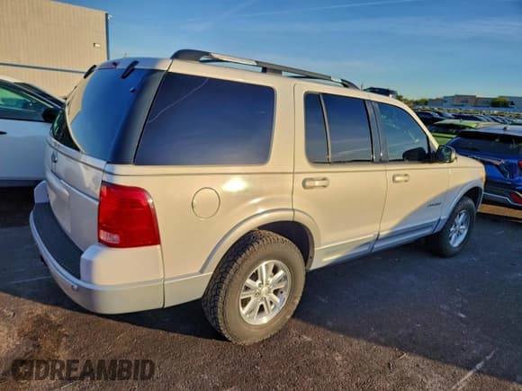 ✅ 2002 Ford Explorer • VIN: 1FMZU75E62ZA50338 • Lot: 94713345. Listed on Copart with 170,997 mi. Free auction sales archive from the USA and detailed vehicle history report at DreamBid. Image 3.