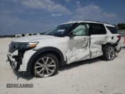 ✅ 2022 Ford Explorer Platinum • VIN: 1FM5K8HC6NGA70335 • Lot: 68748524. Wystawiony na Copart z przebiegiem 58 767 mil. Bezpłatny archiwum sprzedaży aukcyjnych z USA i szczegółowy raport historii pojazdu na DreamBid. Zdjęcie 1.