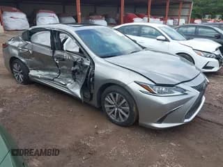 ✅ 2021 Lexus ES 350 • VIN: 58ADZ1B19MU086673 • Лот: 42552207. Опубликован ранее на IAAI с пробегом 82 902 миль. Бесплатный доступ к архиву аукционных продаж из США и подробный отчёт об истории автомобиля на DreamBid. Изображение 1.