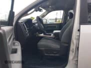 ✅ 2018 Ram 2500 Big Horn • VIN: 3C6TR4MT1JG213218 • Lot: 41487023. Wystawiony na IAAI z przebiegiem 141 367 mil. Bezpłatny archiwum sprzedaży aukcyjnych z USA i szczegółowy raport historii pojazdu na DreamBid. Zdjęcie 5.