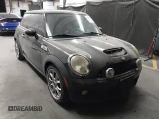 2010 MINI Hardtop S with VIN WMWMF7C54ATZ34577, listed as a IAAI auction lot 42795925 with 114,341 mi miles and . Bid and sale history available at DreamBid. Image 1.