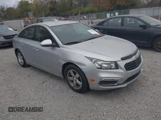 ✅ 2015 Chevrolet Cruze LT • VIN: 1G1PC5SB9F7110779 • Lot: 43569936. Listed on IAAI with 117,117 mi. Free auction sales archive from the USA and detailed vehicle history report at DreamBid. Image 1.