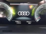 ✅ 2023 Audi Q7 Premium • VIN: WA1AXBF76PD025384 • Лот: 41838885. Опубликован ранее на IAAI с пробегом 23 857 миль. Бесплатный доступ к архиву аукционных продаж из США и подробный отчёт об истории автомобиля на DreamBid. Изображение 7.