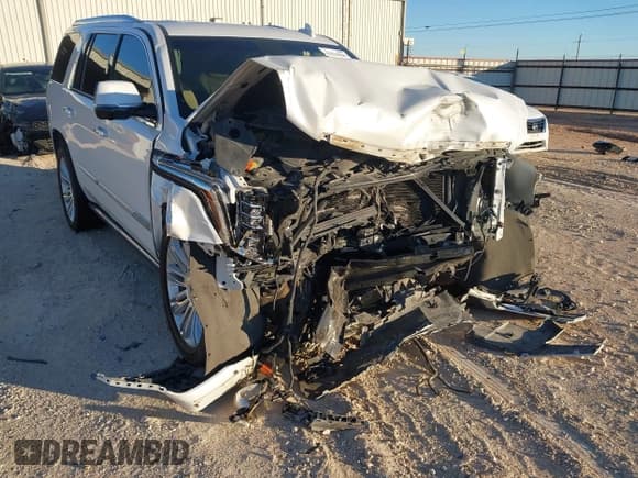 ✅ 2020 Cadillac Escalade Platinum • VIN: 1GYS4DKJ1LR119759 • Лот: 43529960. Опубликован ранее на IAAI с пробегом Не указан. Бесплатный доступ к архиву аукционных продаж из США и подробный отчёт об истории автомобиля на DreamBid. Изображение 6.