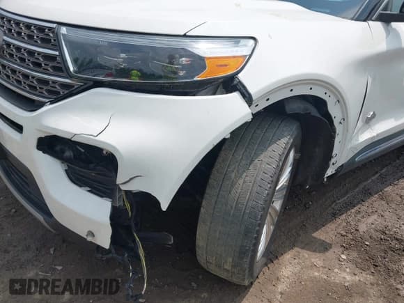 ✅ 2022 Ford Explorer King Ranch • VIN: 1FM5K8LC0NGA82617 • Лот: 42467881. Опубликован ранее на IAAI с пробегом 32 818 миль. Бесплатный доступ к архиву аукционных продаж из США и подробный отчёт об истории автомобиля на DreamBid. Изображение 6.