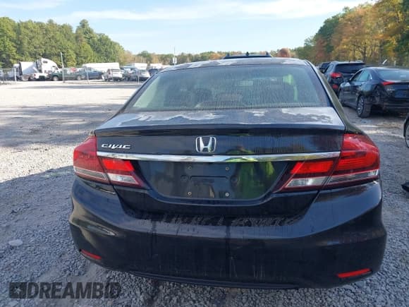 ✅ 2013 Honda Civic LX • VIN: 2HGFB2F5XDH549758 • Лот: 43389804. Опубликован ранее на IAAI с пробегом 195 366 миль. Бесплатный доступ к архиву аукционных продаж из США и подробный отчёт об истории автомобиля на DreamBid. Изображение 16.