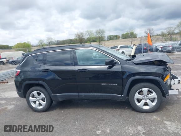 ✅ 2021 Jeep Compass Altitude • VIN: 3C4NJDBB6MT564236 • Lot: 42176870. Listed on IAAI with 66,258 mi. Free auction sales archive from the USA and detailed vehicle history report at DreamBid. Image 14.