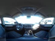 ✅ 2017 Toyota Highlander LE • VIN: 5TDZZRFH8HS190721 • Lot: 43401271. Wystawiony na IAAI z przebiegiem 160 834 mil. Bezpłatny archiwum sprzedaży aukcyjnych z USA i szczegółowy raport historii pojazdu na DreamBid. Zdjęcie 18.