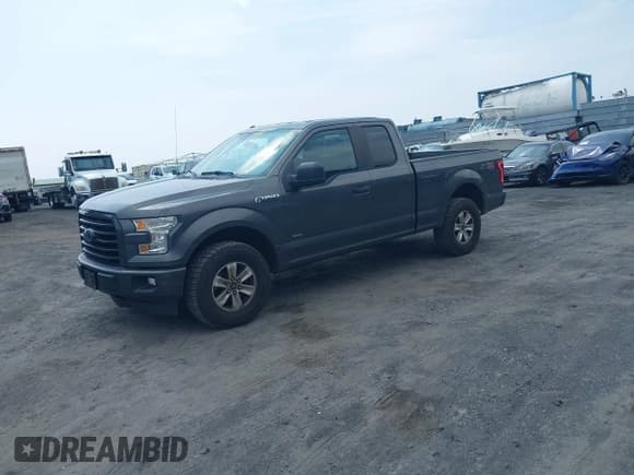✅ 2017 Ford F-150 XL • VIN: 1FTEX1EP8HFA98913 • Lot: 42807462. Listed on IAAI with 54,516 mi. Free auction sales archive from the USA and detailed vehicle history report at DreamBid. Image 2.