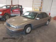 ✅ 1996 Buick Regal Custom • VIN: 2G4WB52M2T1462761 • Lot: 42483788. Listed on IAAI with 156,925 mi. Free auction sales archive from the USA and detailed vehicle history report at DreamBid. Image 2.